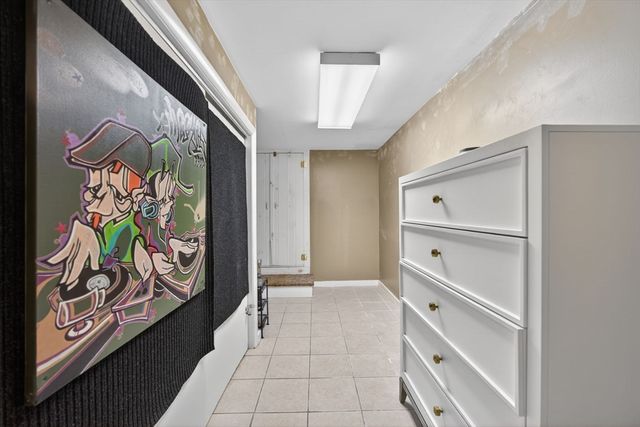 11 Clifton Ave, Beverly, MA 01915