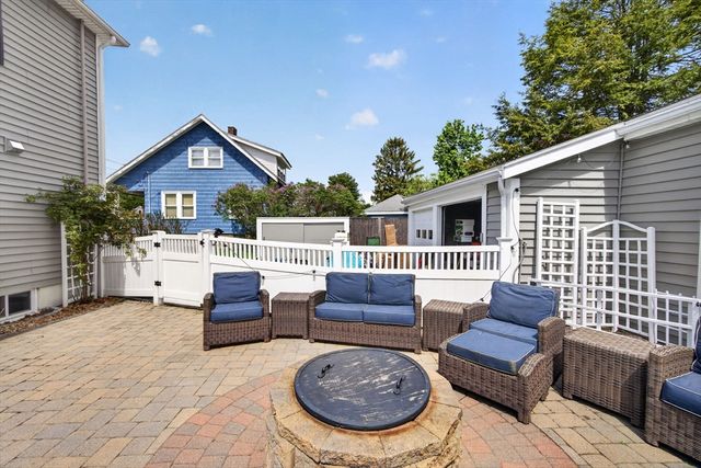 11 Clifton Ave, Beverly, MA 01915