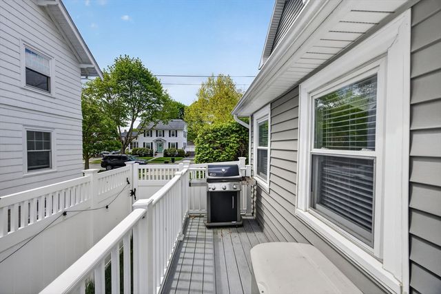 11 Clifton Ave, Beverly, MA 01915