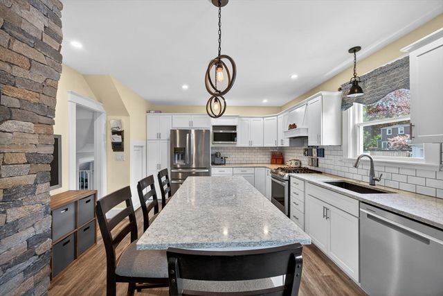 11 Clifton Ave, Beverly, MA 01915