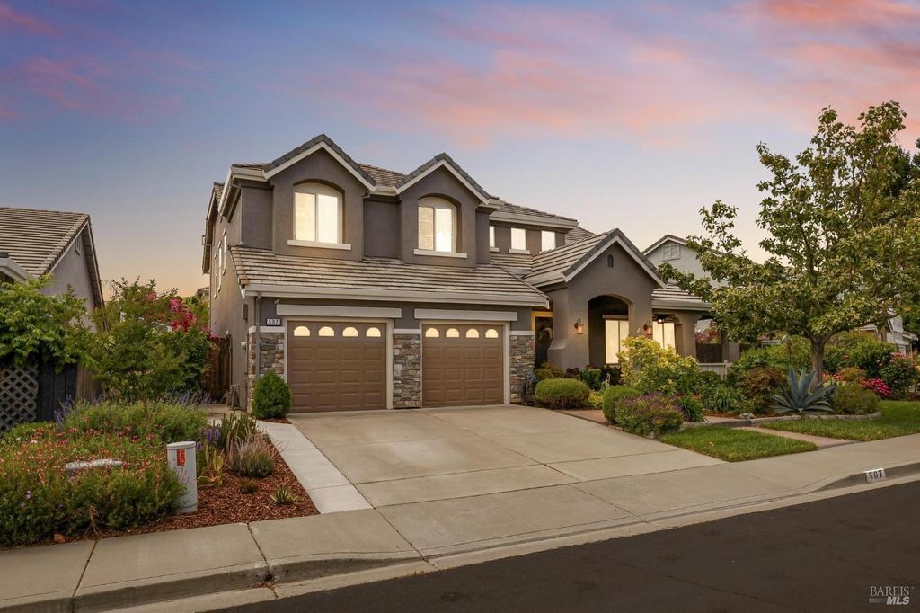 507 Topeka Ln, Vacaville, CA 95687