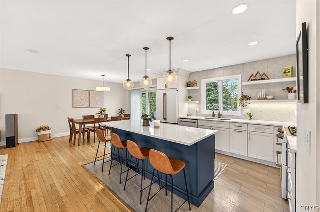 34 Janet Ter, New Hartford, NY 13413