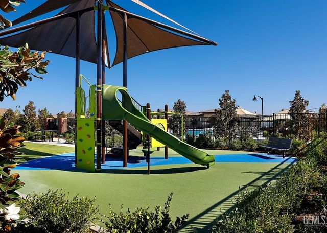 3704 Windermere Street, Bakersfield, CA 93311