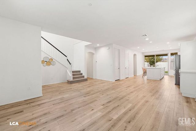 3704 Windermere Street, Bakersfield, CA 93311