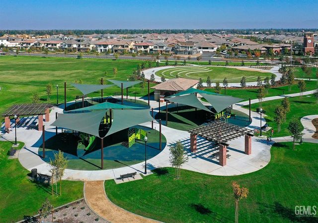 3704 Windermere Street, Bakersfield, CA 93311