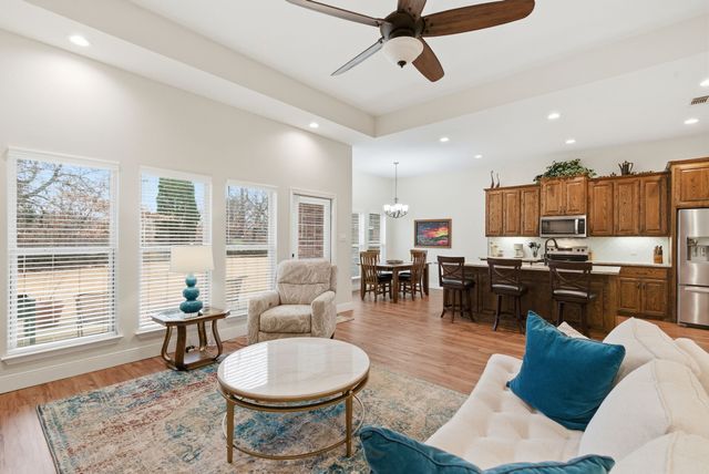 2201 Springhill Court, Mineral Wells, TX 76067