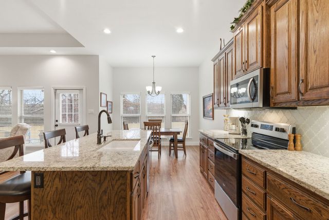 2201 Springhill Court, Mineral Wells, TX 76067