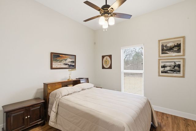 2201 Springhill Court, Mineral Wells, TX 76067