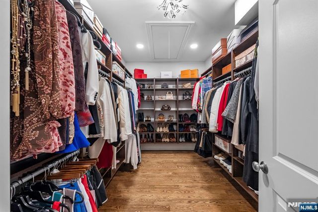 461 Arthur Terrace, Paramus, NJ 07652