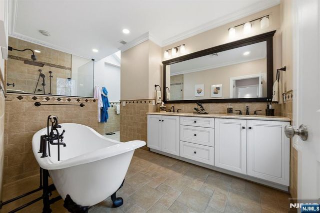 461 Arthur Terrace, Paramus, NJ 07652