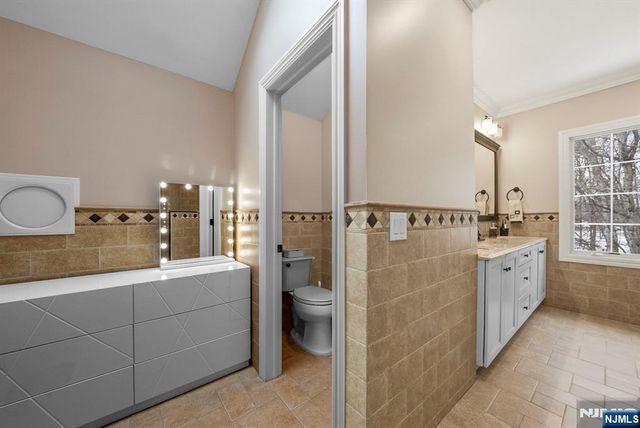 461 Arthur Terrace, Paramus, NJ 07652