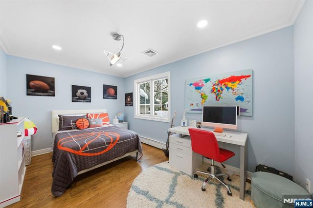 461 Arthur Terrace, Paramus, NJ 07652