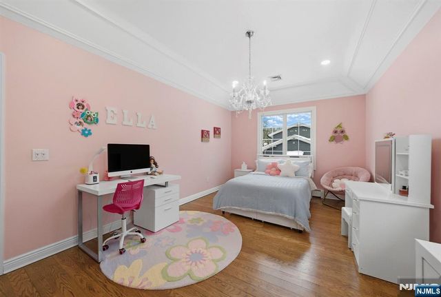 461 Arthur Terrace, Paramus, NJ 07652