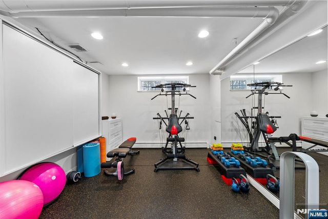 461 Arthur Terrace, Paramus, NJ 07652