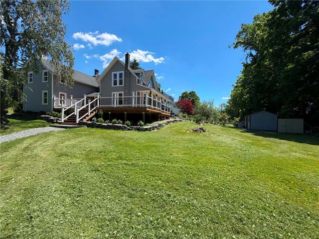 164 Sand Spring Road, Barrett Twp, PA 18326