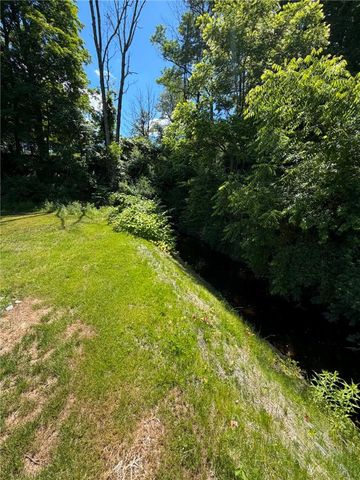 164 Sand Spring Road, Barrett Twp, PA 18326