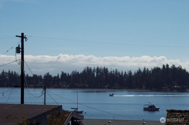 4302 77th Place NW, Tulalip, WA 98271