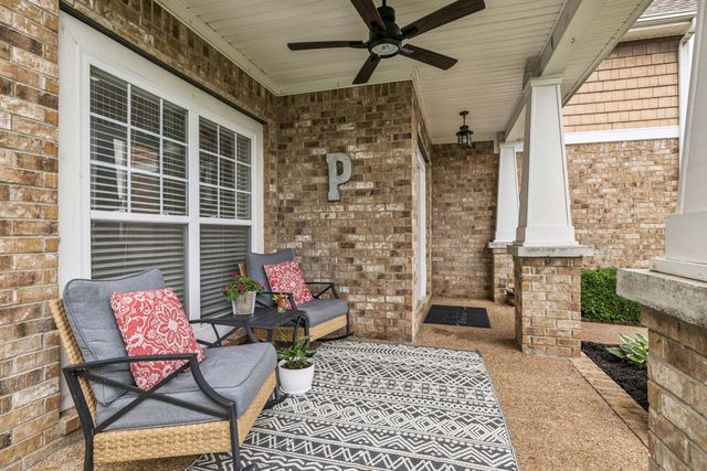 1443 Bern Dr, Spring Hill, TN 37174