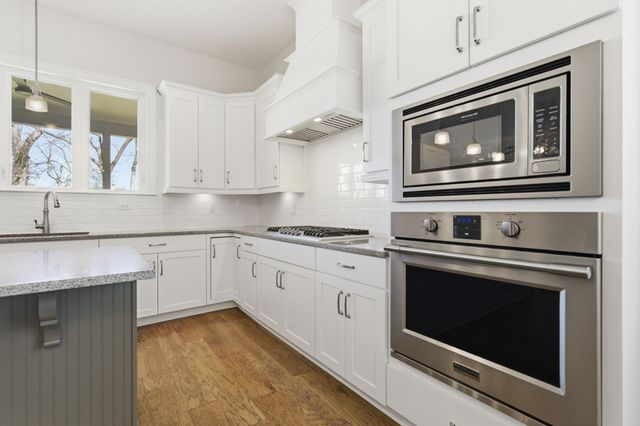 1926A Castleman Drive, Nashville, TN 37215