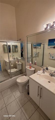 18516 NW 56th Avenue, Miami Gardens, FL 33055