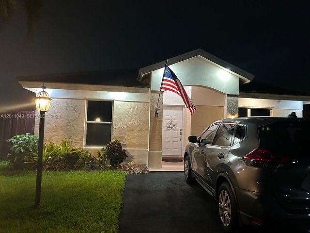 18516 NW 56th Avenue, Miami Gardens, FL 33055