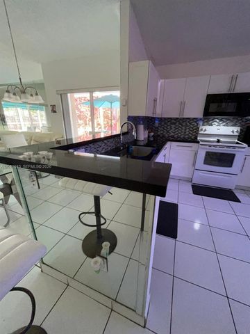 18516 NW 56th Avenue, Miami Gardens, FL 33055