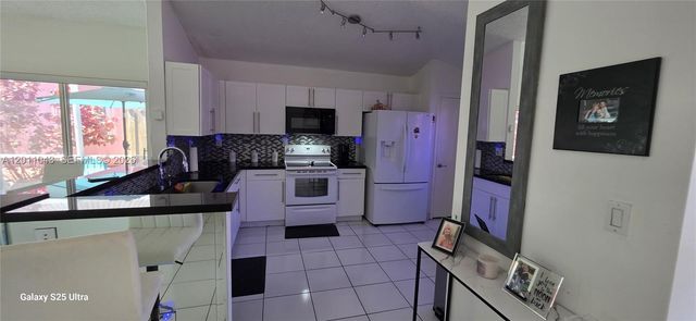 18516 NW 56th Avenue, Miami Gardens, FL 33055