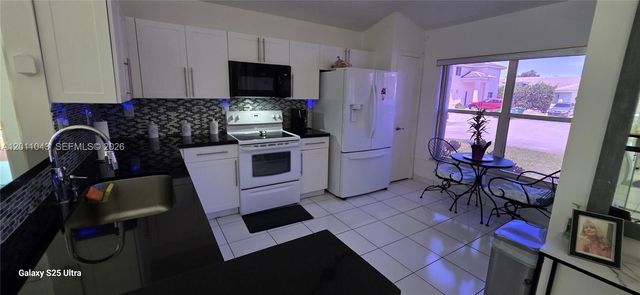 18516 NW 56th Avenue, Miami Gardens, FL 33055