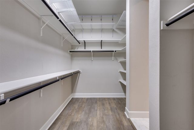 1812 Leo Drive, Van Alstyne, TX 75495