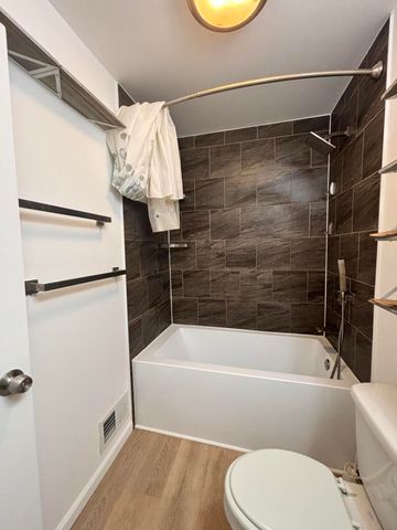 325 Winwood Avenue, St. Joseph, MI 49085