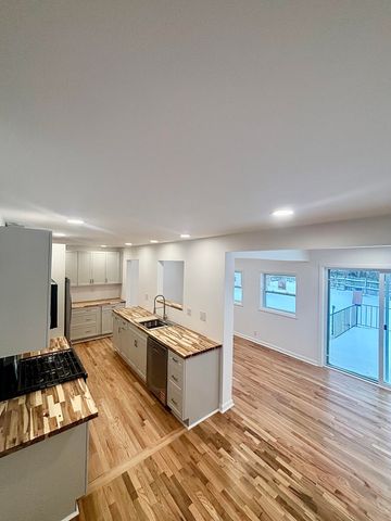 325 Winwood Avenue, St. Joseph, MI 49085