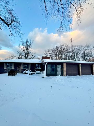 325 Winwood Avenue, St. Joseph, MI 49085