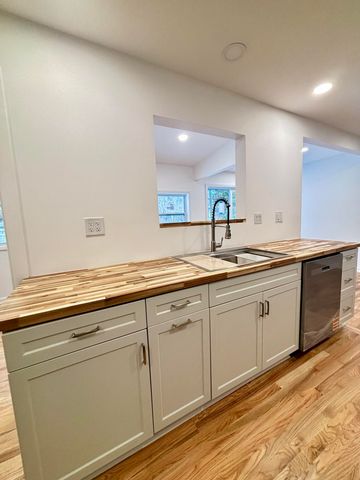 325 Winwood Avenue, St. Joseph, MI 49085