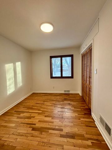 325 Winwood Avenue, St. Joseph, MI 49085