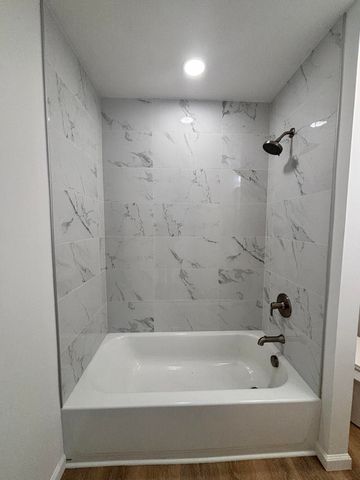 325 Winwood Avenue, St. Joseph, MI 49085