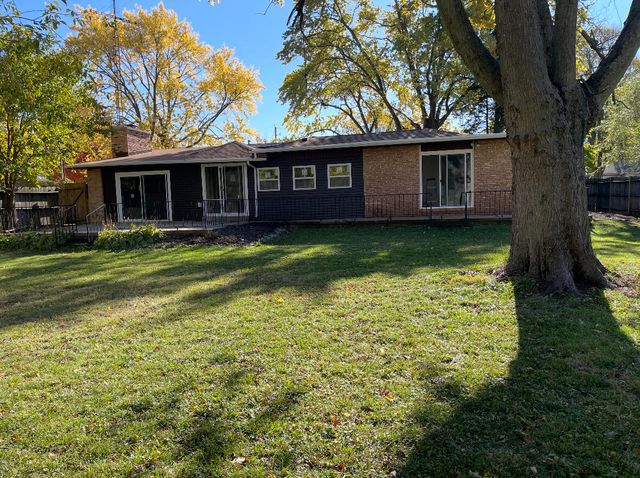 325 Winwood Avenue, St. Joseph, MI 49085