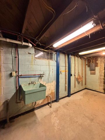 325 Winwood Avenue, St. Joseph, MI 49085