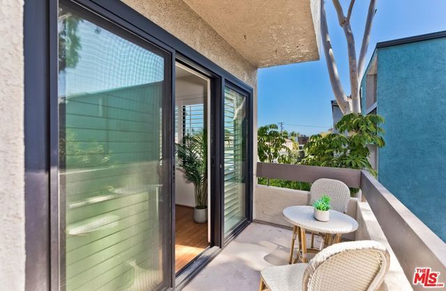 950 N Kings Road 254, West Hollywood, CA 90069