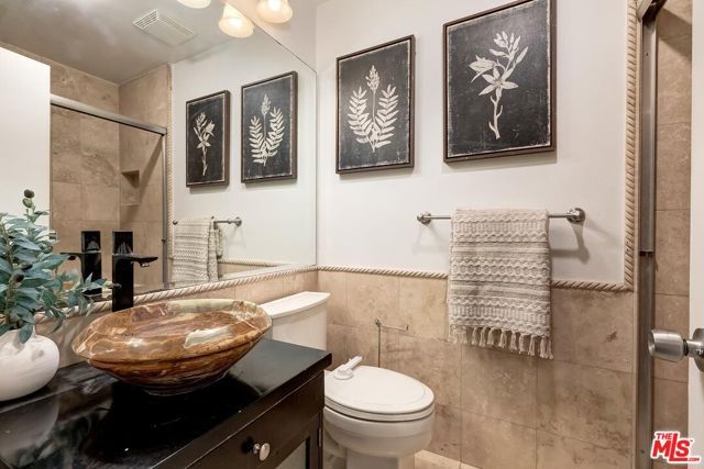 950 N Kings Road 254, West Hollywood, CA 90069
