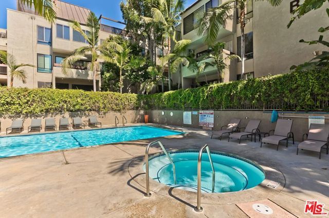 950 N Kings Road 254, West Hollywood, CA 90069