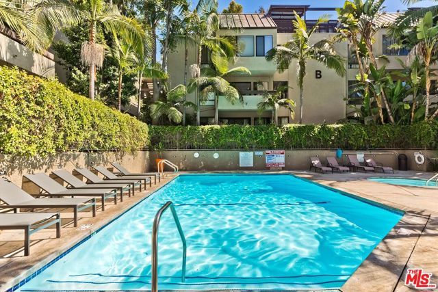950 N Kings Road 254, West Hollywood, CA 90069