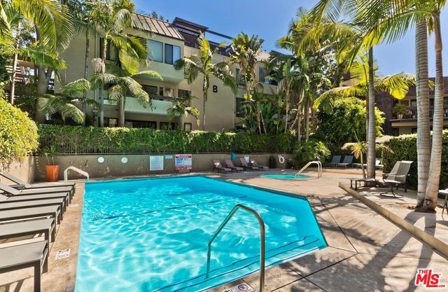 950 N Kings Road 254, West Hollywood, CA 90069