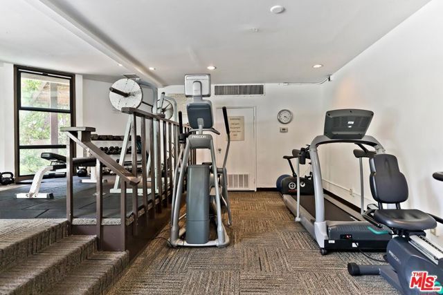 950 N Kings Road 254, West Hollywood, CA 90069