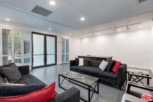 950 N Kings Road 254, West Hollywood, CA 90069