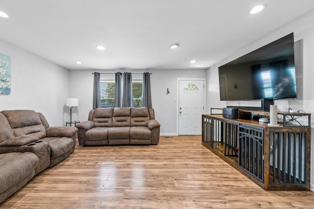 72 Childress Rd, Fayetteville, TN 37334