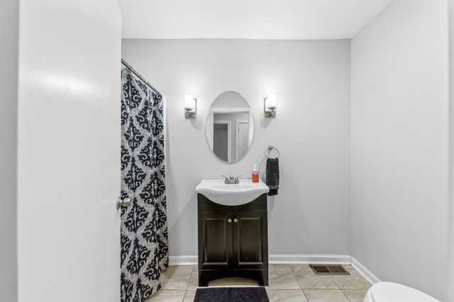 72 Childress Rd, Fayetteville, TN 37334