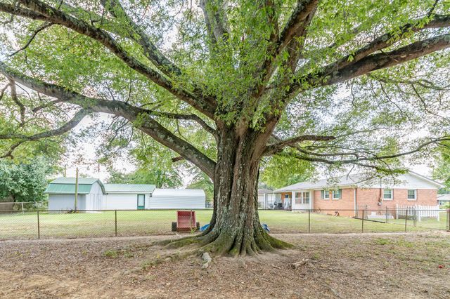 72 Childress Rd, Fayetteville, TN 37334