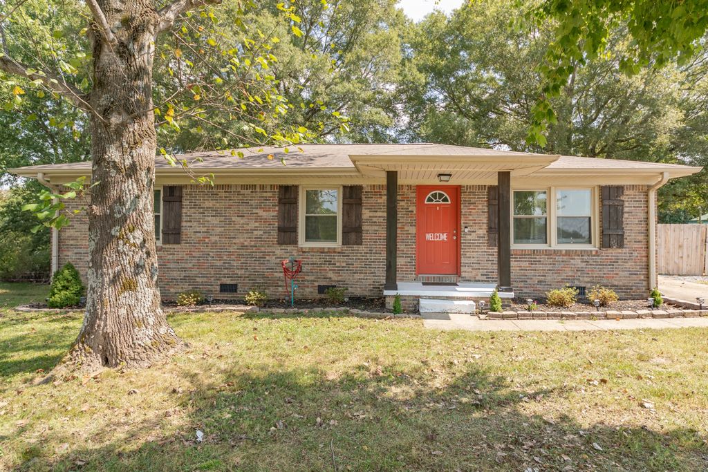 72 Childress Rd, Fayetteville, TN 37334