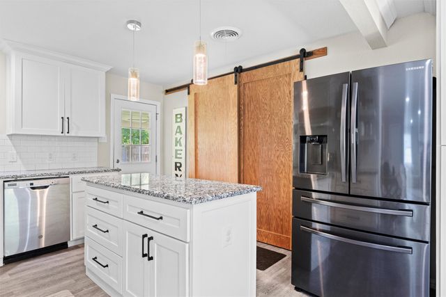 8037 Pinewood Drive, Benbrook, TX 76116