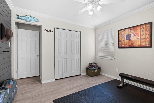 8037 Pinewood Drive, Benbrook, TX 76116